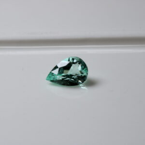 Neon Paraïba tourmaline Mozambique