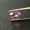 Paarsachtig roze saffier