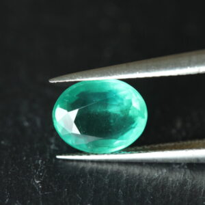 Groene Smaragd – 1,68 ct – Ovaal Geslepen – IGI Gecertificeerd (VS / Minor Oil)