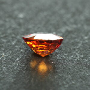 Mandarijn Spessartien Granaat – 3,18 ct – Ovale Mixed Cut – Eye Clean (Nigeria)