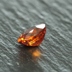 Mandarijn Spessartien Granaat – 3,18 ct – Ovale Mixed Cut – Eye Clean (Nigeria)