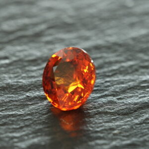 Mandarijn Spessartien Granaat – 3,18 ct – Ovale Mixed Cut – Eye Clean (Nigeria)