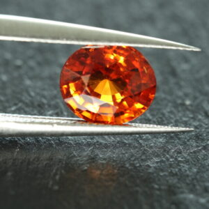 Mandarijn Spessartien Granaat – 3,18 ct – Ovale Mixed Cut – Eye Clean (Nigeria)