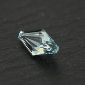 Exclusieve Aquamarijn (2.31 ct) – Custom Ruit Slijpvorm